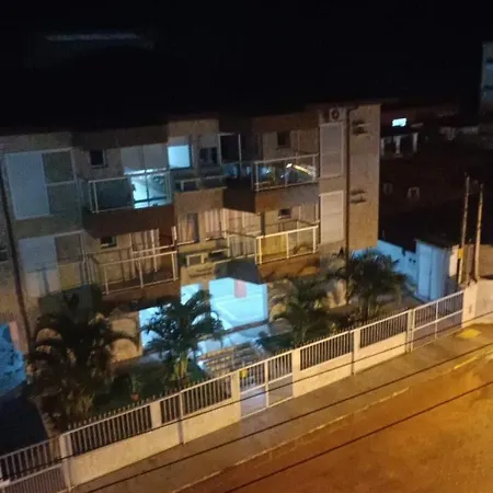 Apartamento climatizado , Praia Grande, Ubatuba SP-2